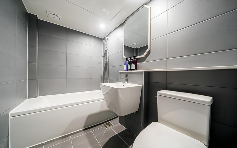 Bathroom, Gimpo Airport The Seolleim Hotel Stay Hwagok Station, Gangseo
