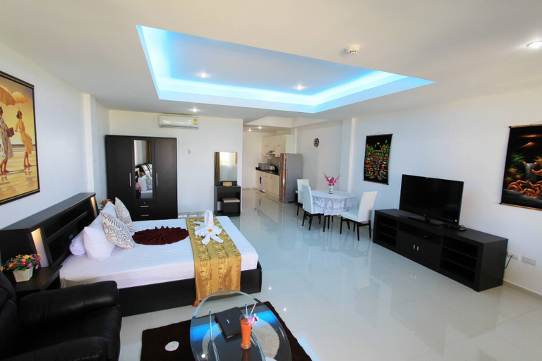 Room 2, #1122 Siam Royal View Beachfront Studio Apartment, Koh Chang