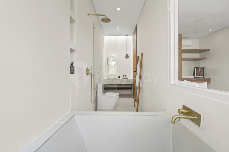 Bathroom 5, Prawana Villa by Kozystay - Jimbaran, Badung