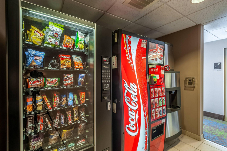 Food & Drinks 5, Sleep Inn & Suites Harrisonburg near University, Harrisonburg