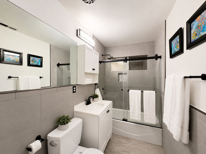 Bathroom 3, Casita de Sergio, San Bernardino