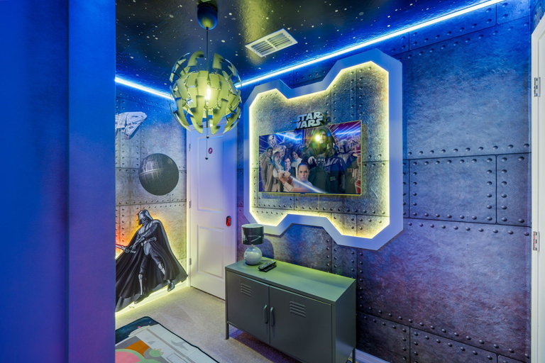 Property amenity 5, 4254 Lana Avenue, Polk