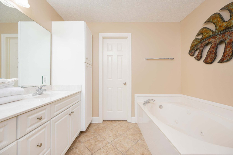 Bathroom 2, Phoenix West 405 3 Bedroom Condo, Baldwin