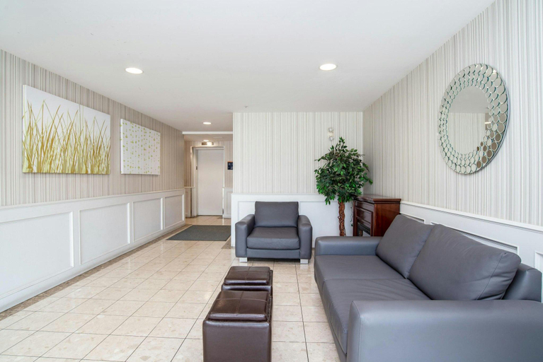 Public Area 2, Sandman Inn Kamloops, Thompson-Nicola