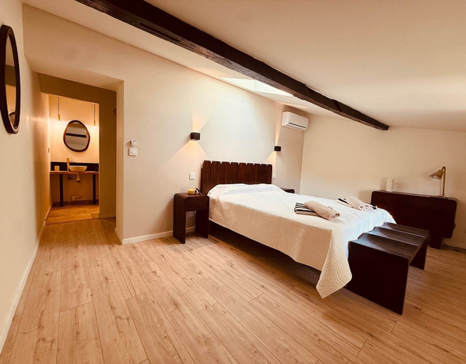 Room 5, Le Chai de Canteloup, Gironde