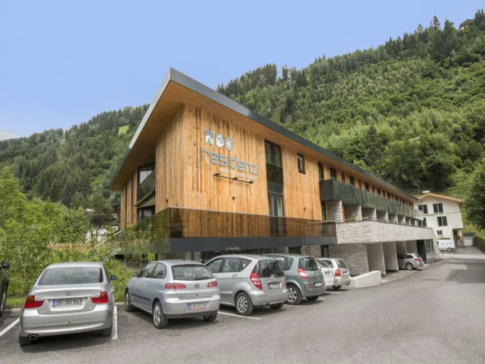 Primary image