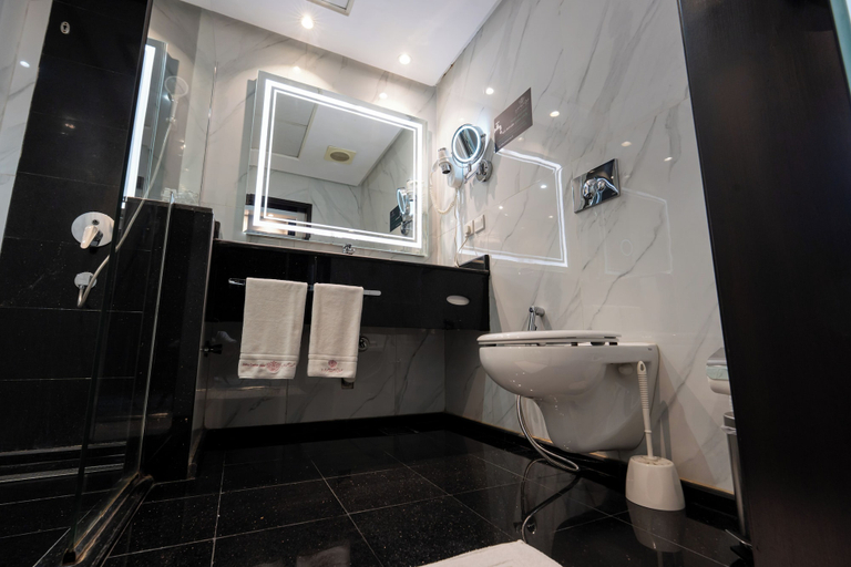 Bathroom, Swiss Repose Hotel, Jeddah