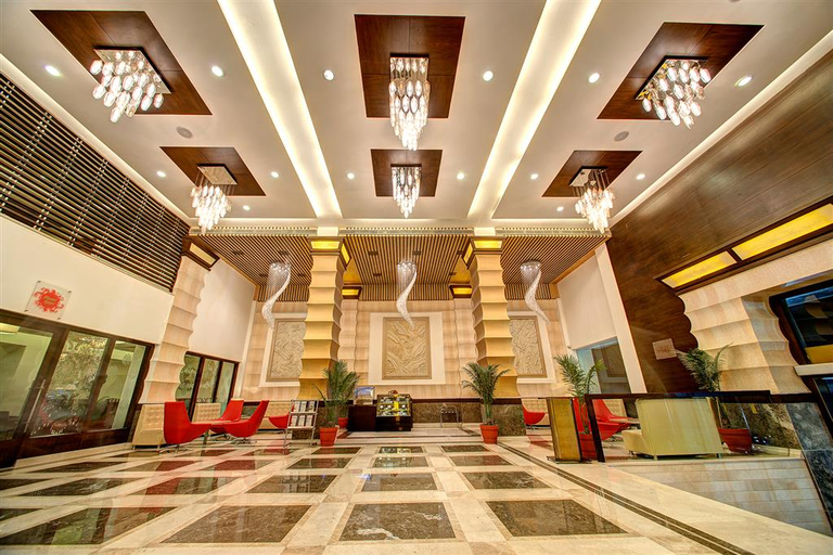 Lobby 5, Stella Hotel, Bathinda