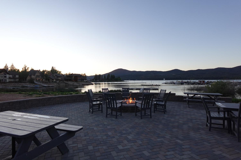 Food & Drinks 5, Big Bear Frontier, San Bernardino