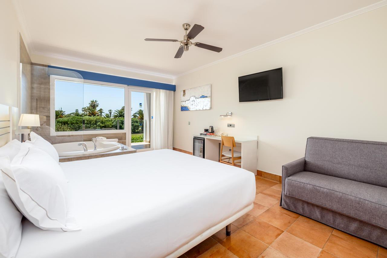 Bedroom 3, PLAYABALLENA SPA HOTEL, Cádiz