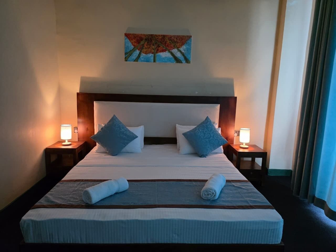 Room 4, Hotel Velmont Kandy, K.F.G. & G. Korale
