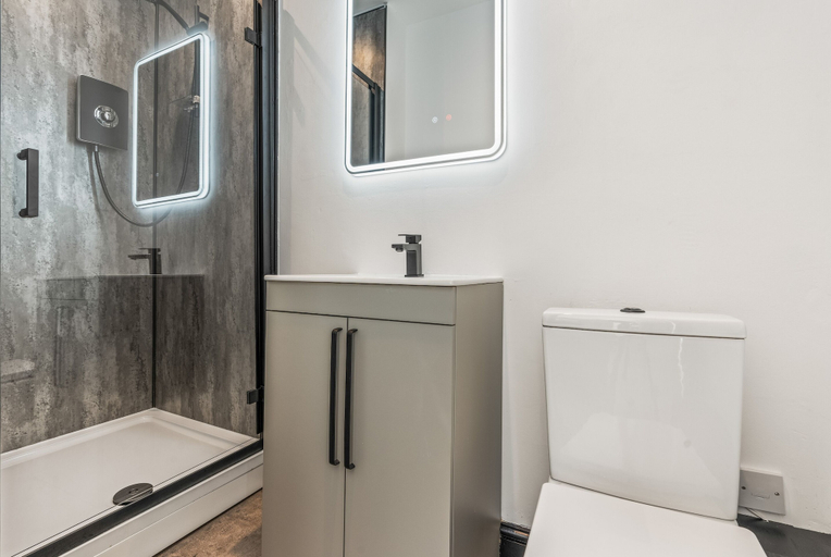 Bathroom 1, Eden View Hotel, Lancashire
