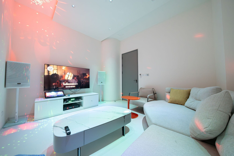 Living area, Bear House Private Pool Villa Pattaya, Pattaya