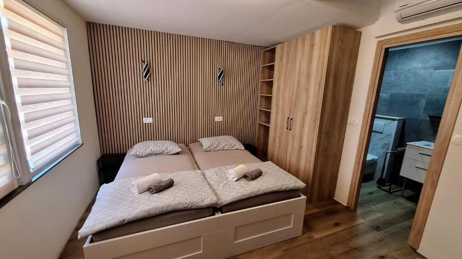 Room 2, Sleep House, Labin