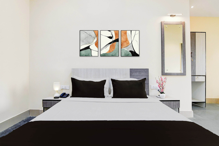 Room 4, Collection O Joka Industrial Plaza, South 24 Parganas