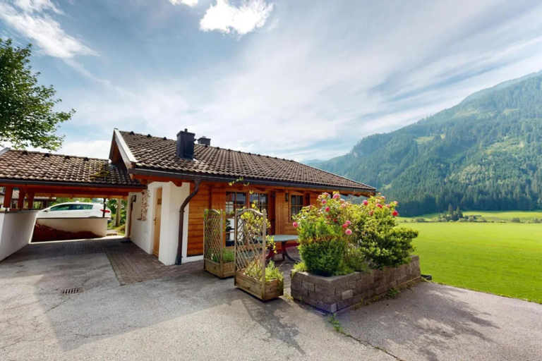 Others 4, Detached Chalet in Wald im Pinzgau, Zell am See