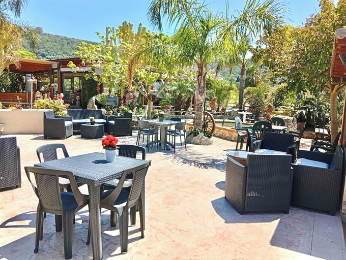 Food court, Farmhouse with swimming pool in Capo Vaticano, Vibo Valentia