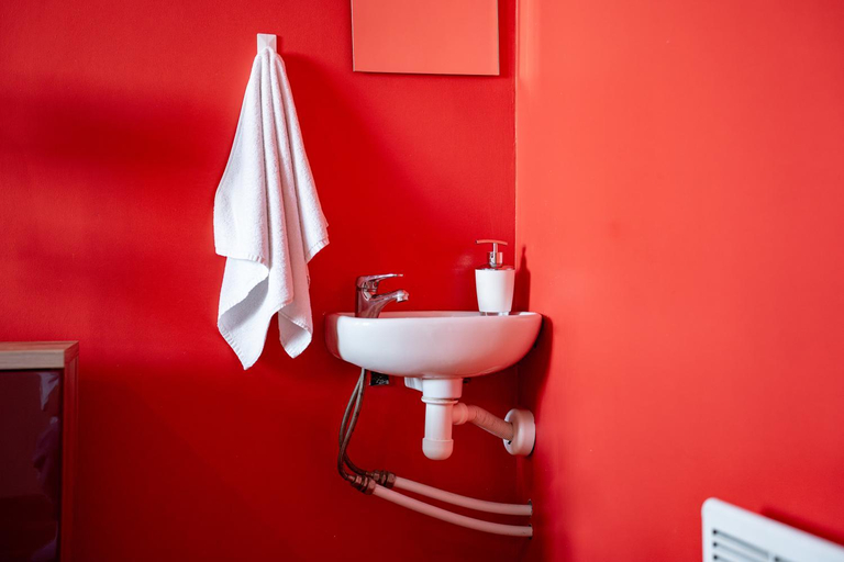 Bathroom 3, Viru Backpackers Hostel, Tallinn