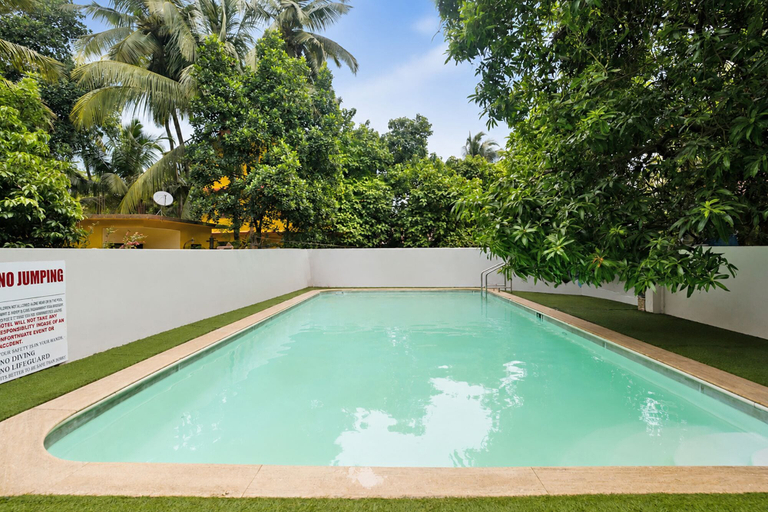 Pool 4, Fabhotel Manvin'S Inn, North Goa