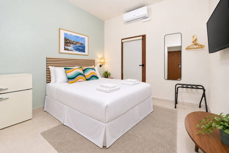 Bedroom 1, Room 11: Balcony Bliss in Creative Santurce
