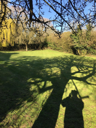 Others 5, The White House, Essex