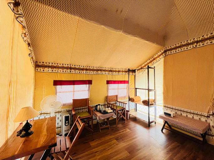 Interior 5, Revasa Retreat, East Nimar