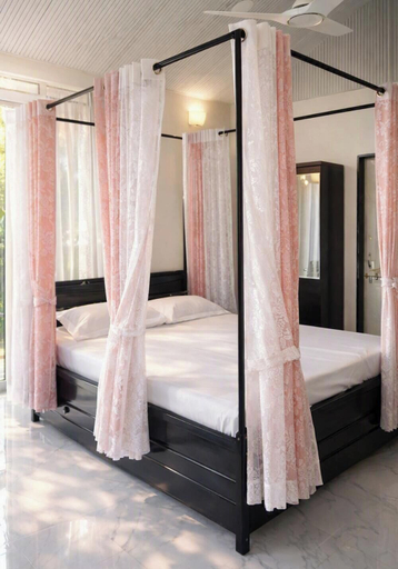 Room 3, Luxury Cottage Vatsalya Farmhouse, Pune