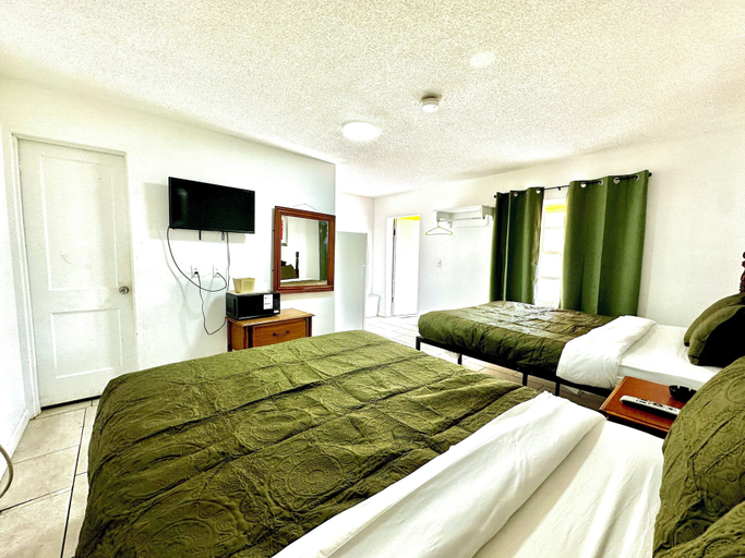 Room 2, skyland motel, Sumter