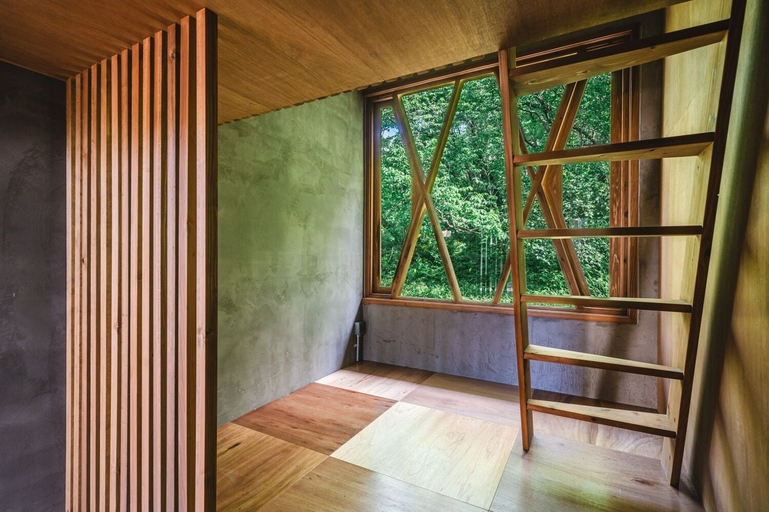 Room 2, BUNAGAYA, Ōgimi