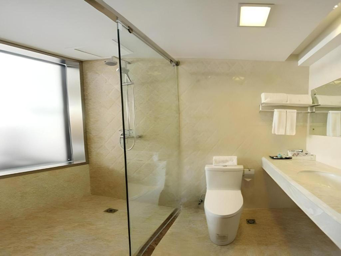 Bathroom 4, Anshan Camilla Business Hotel, Anshan