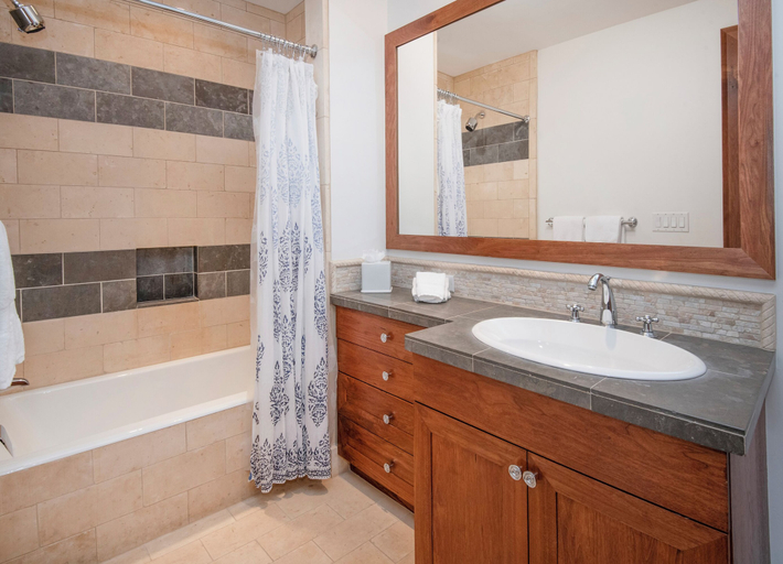 Bathroom 3, Hummingbird by Elevation Accommodations, Eagle