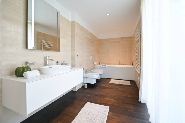 Bathroom 4, Luxury Corba Lake View Apartment With Terrace, Lugano