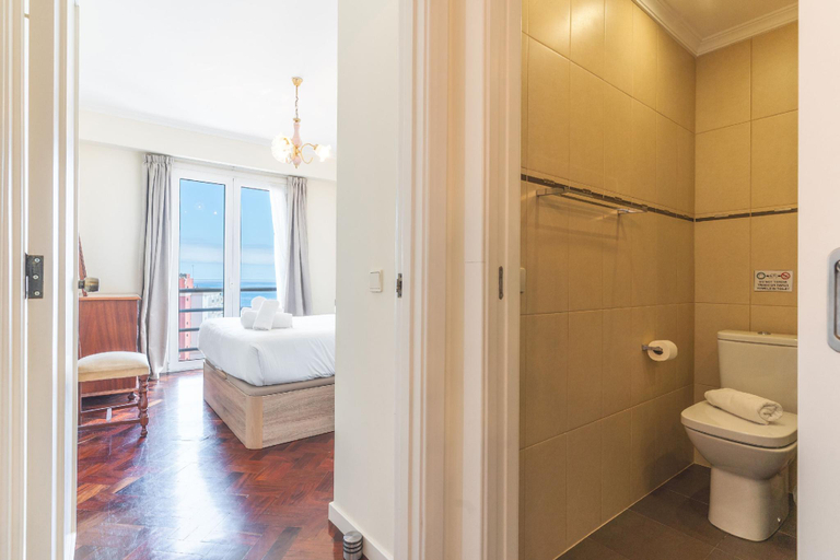 5, Forum Delights Apartment by Atlantic Holiday, Funchal