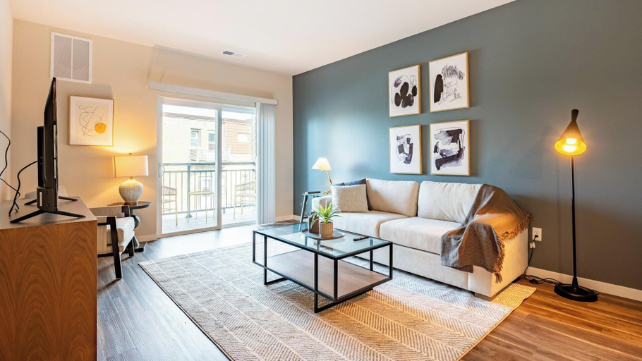 Interior 5, Landing Chic 1bd, Courtyard, Gym, Bexar