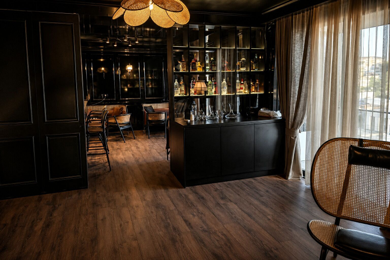 Bar (on property) 3, Lusso Hotel, Priština