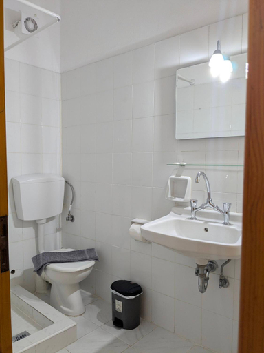 Bathroom, Two Brothers Parga, Epirus