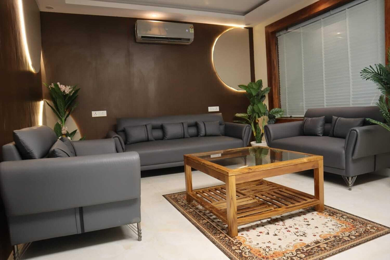 Living area, Prema Inn Hotel & Restaurant, Gautam Buddha Nagar