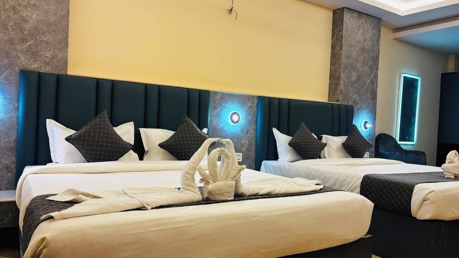 Room 4, Shivlok Palace, Varanasi