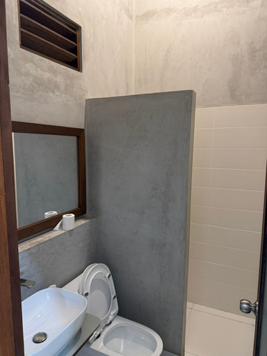Bathroom 3, Brickwood Shoreline, North Ari Atoll