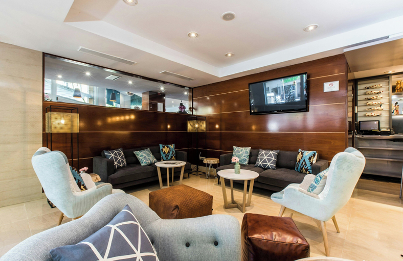 Food & Drinks 5, Leonardo Hotel Barcelona Gran Via, Barcelona