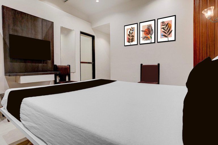 Room 2, Classic Sri Sai Regency, Mumbai Suburban