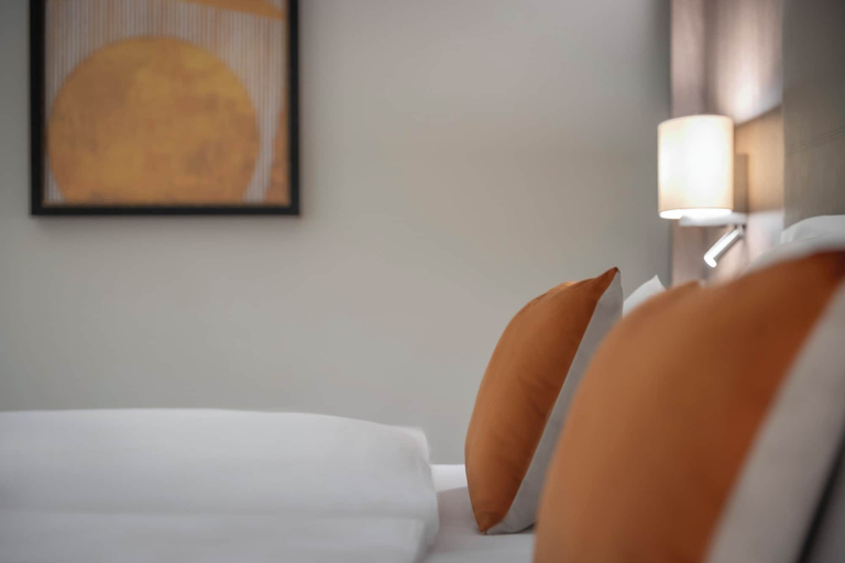 Bedroom 3, Clayton Hotel Berlin, Tiergarten, Berlin