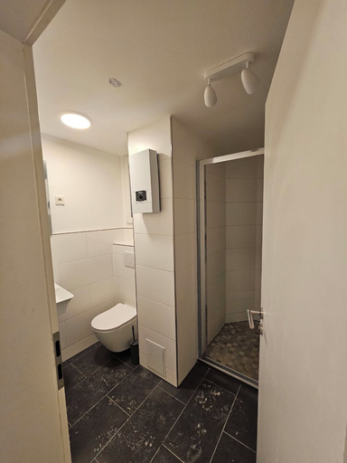 Bathroom 3, Zentral & Gemütliche Wohnung 1, Köln