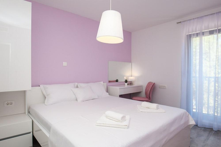 Bedroom 2, Apartments Dva Galeba, Bol
