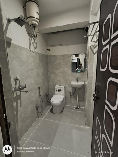 Bathroom 3, Hotel O DEV DARSHAN PAYING GUEST HOUSE, Varanasi