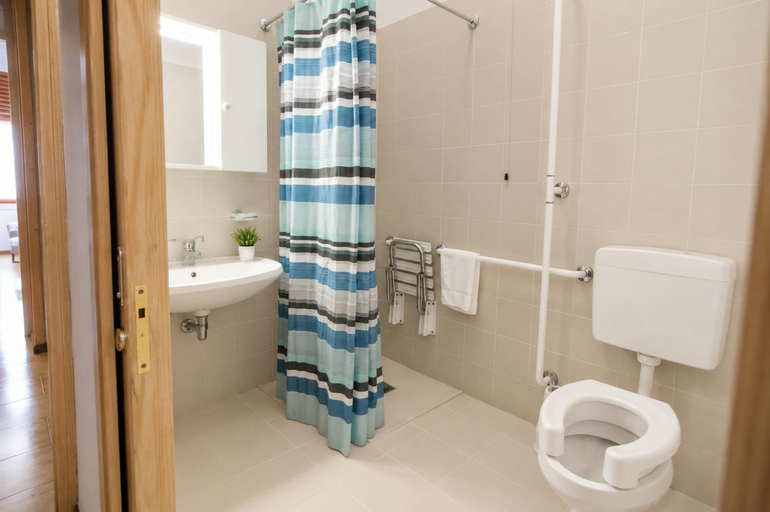 Bathroom 5, Hotel Alpi In, Udine