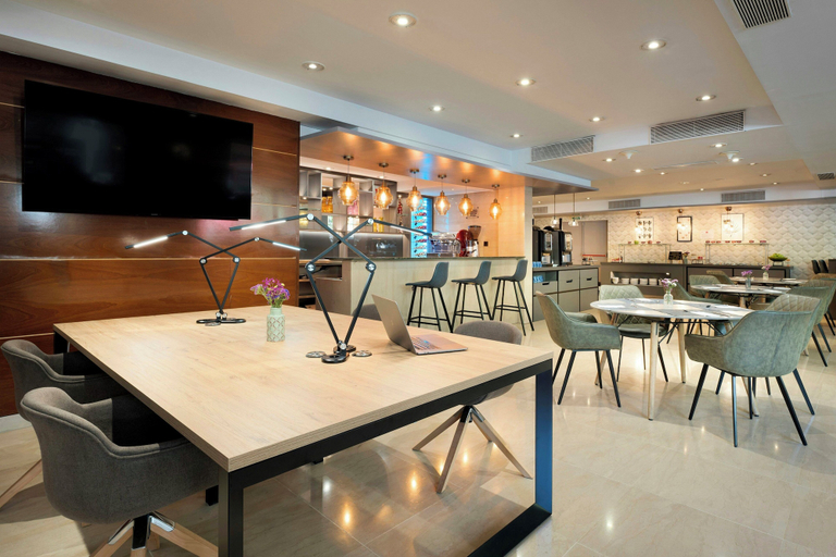 Food & Drinks 5, Leonardo Hotel Barcelona Gran Via, Barcelona