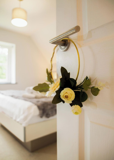 Room 4, 216a Bassett Green Apartments, Hampshire