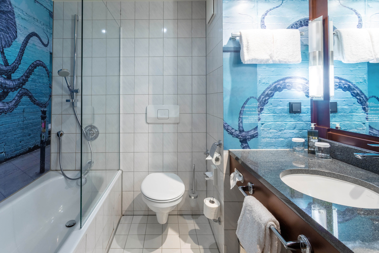 Bathroom 5, Seminaris Hotel Nuremberg, Nürnberg