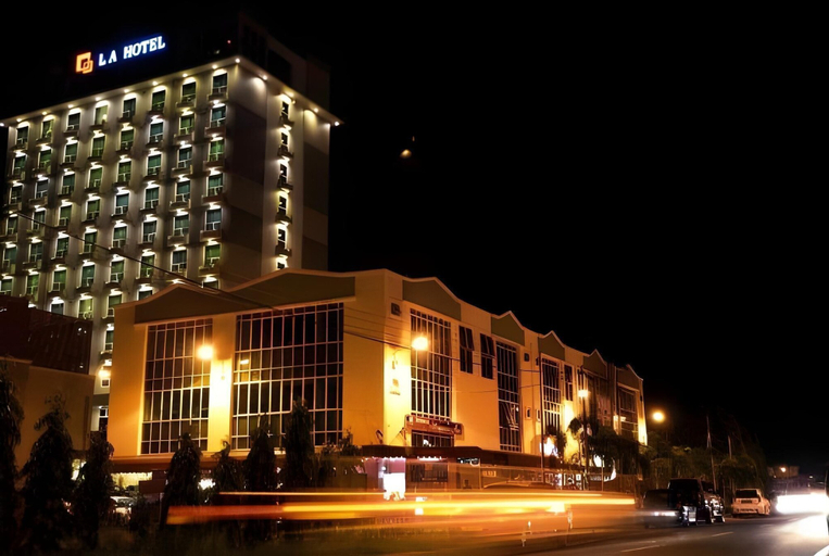 Exterior & Views 2, LA Hotel Tawau, Tawau